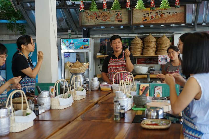 Half Day Chiang Mai Cooking Class Make Your Own Thai Foods Harga Promo