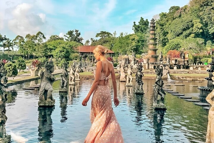 Bali Instagramable Tour Gates Of Heaven Lempuyang Water Palace