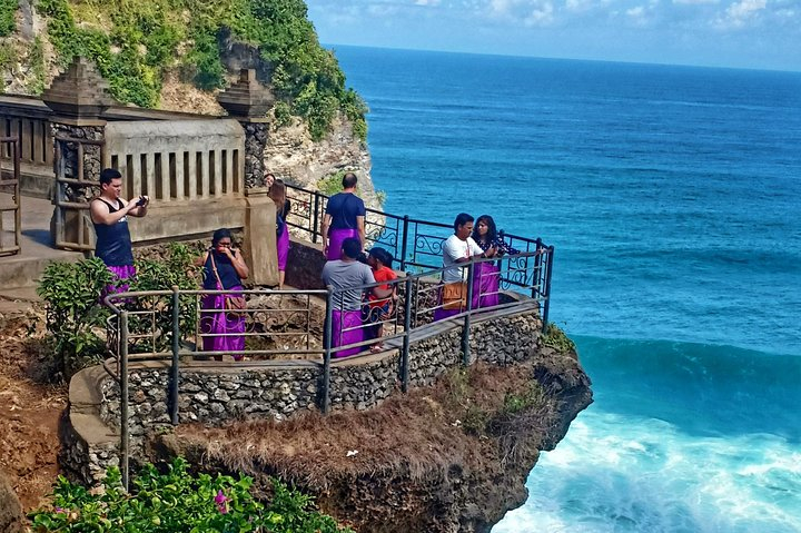 Tiket Uluwatu Sunset Kecak Dance And Dinner At Jimbaran Bay All