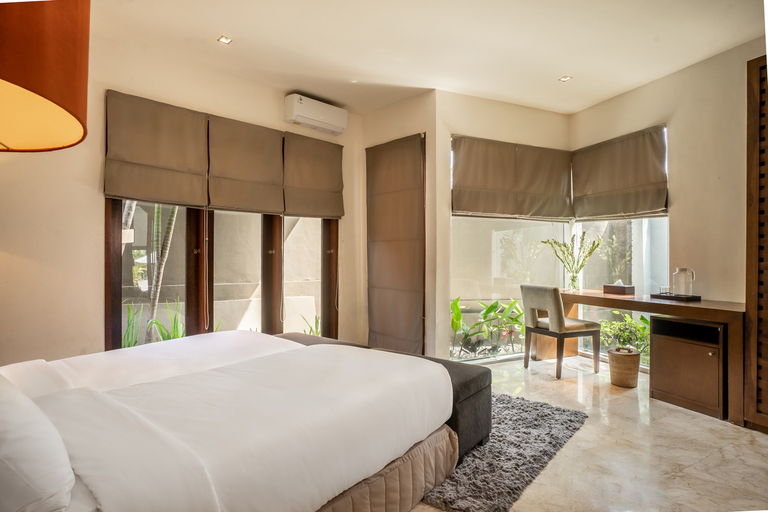 Villa Oshra by Nakula