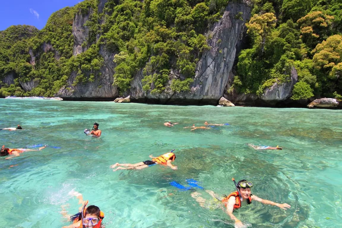 Phi Phi Island, Maya Island and Bamboo Beach Speedboat Day Tour mZJd3eCc-backdrop