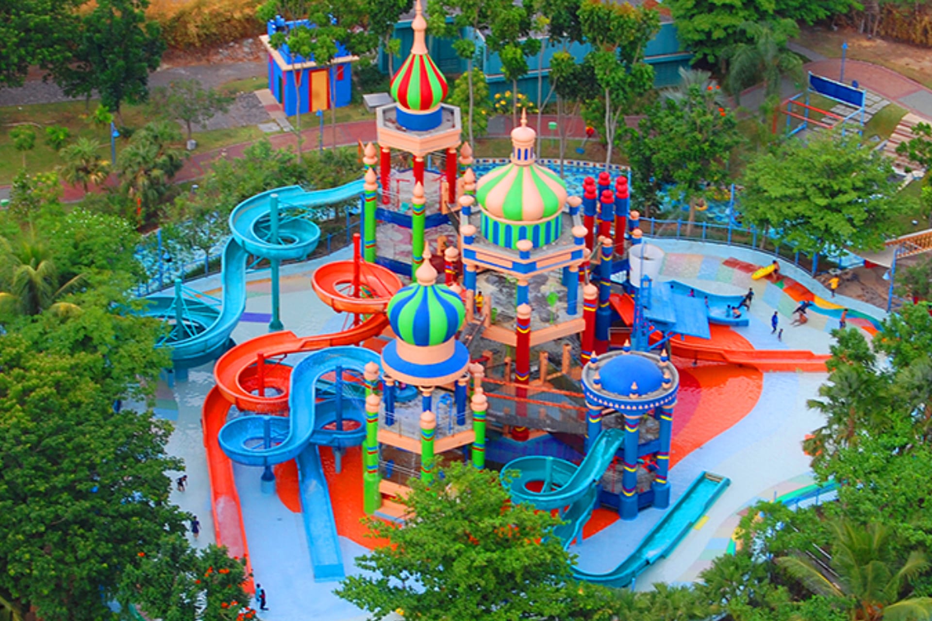 Ciputra Waterpark Surabaya Diskon 50% Harga Tiket Masuk