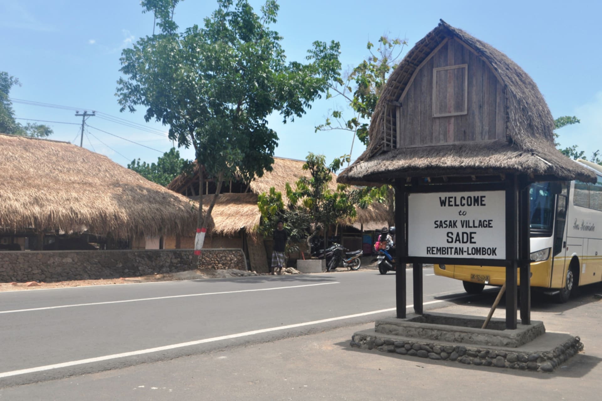 Tour Mandalika Lombok (1).jpg