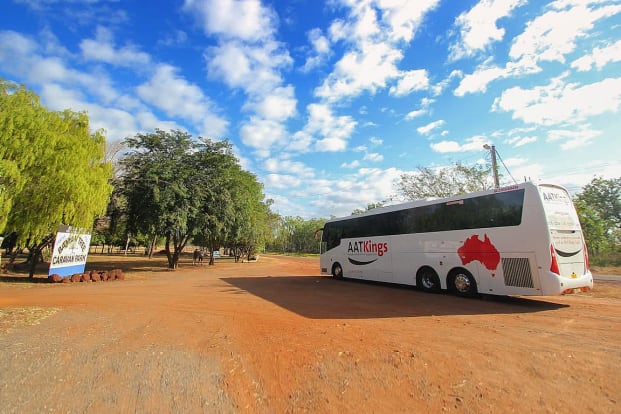 Shared Shuttle Bus Transfers between Ayers Rock and Kings Canyon