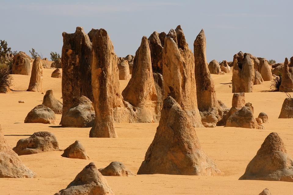 Pinnacles Desert Tour with 4WD Adventure from Perth mbJcsUYl
