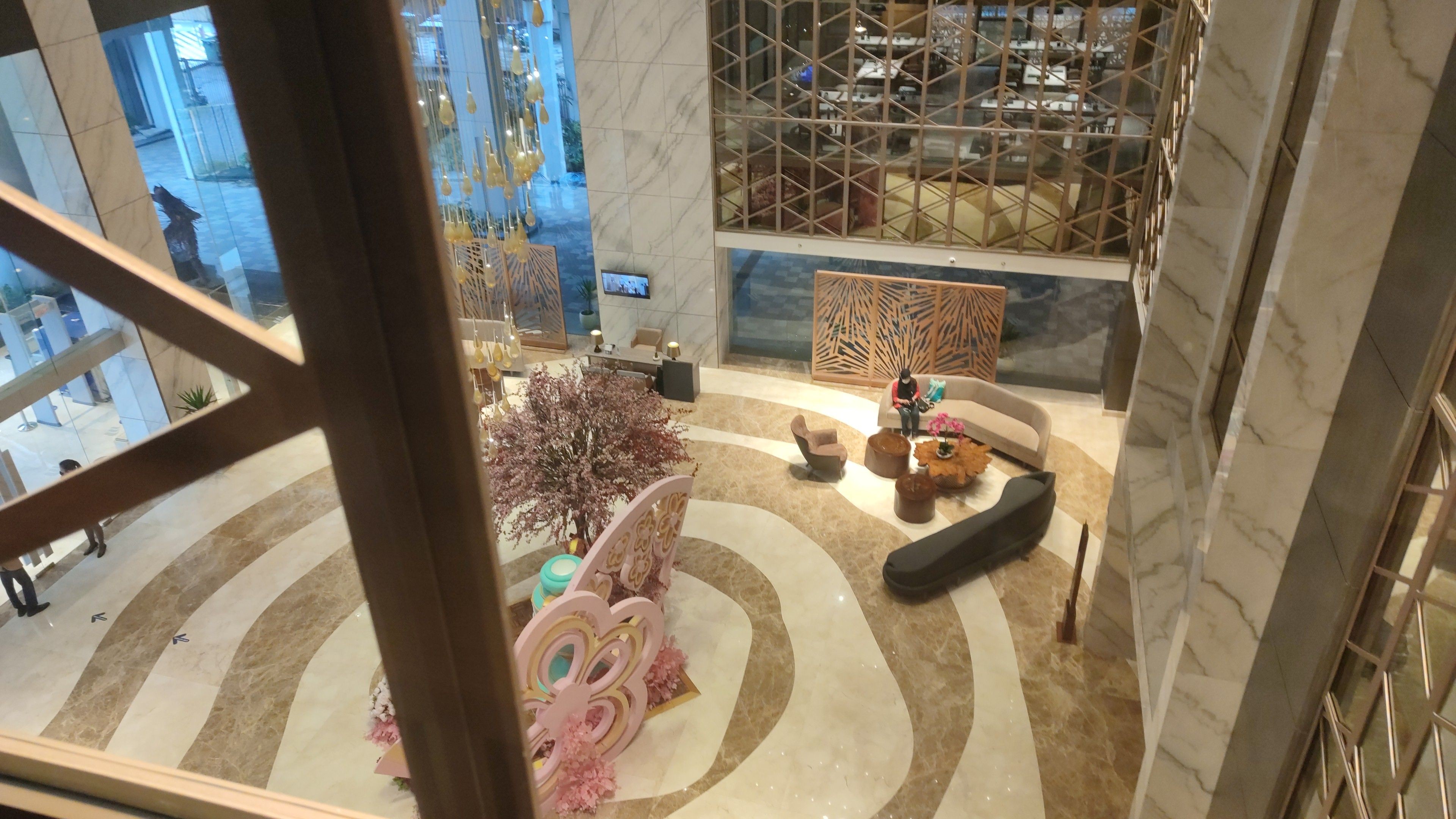 userImage-16