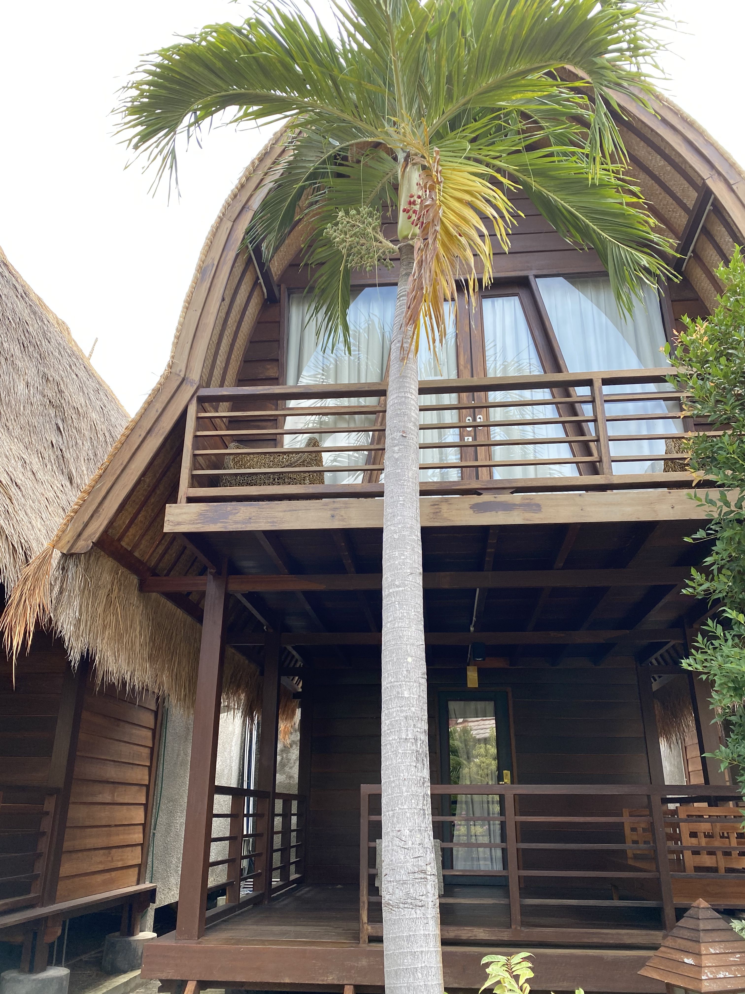 java paradise hotel & cottage