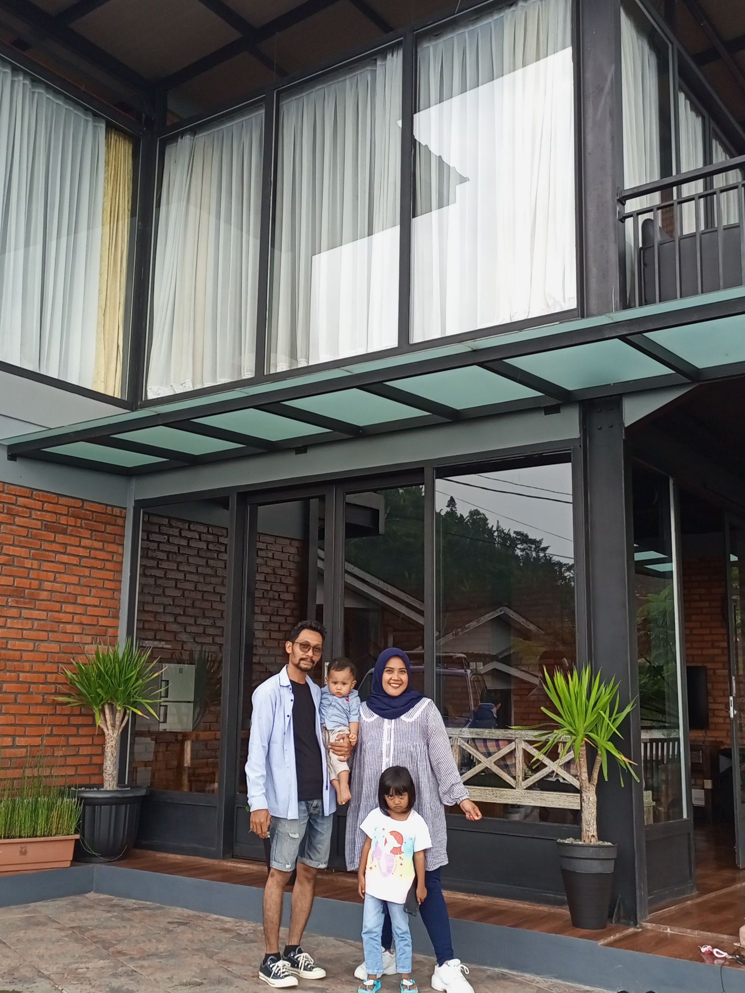 userImage-6