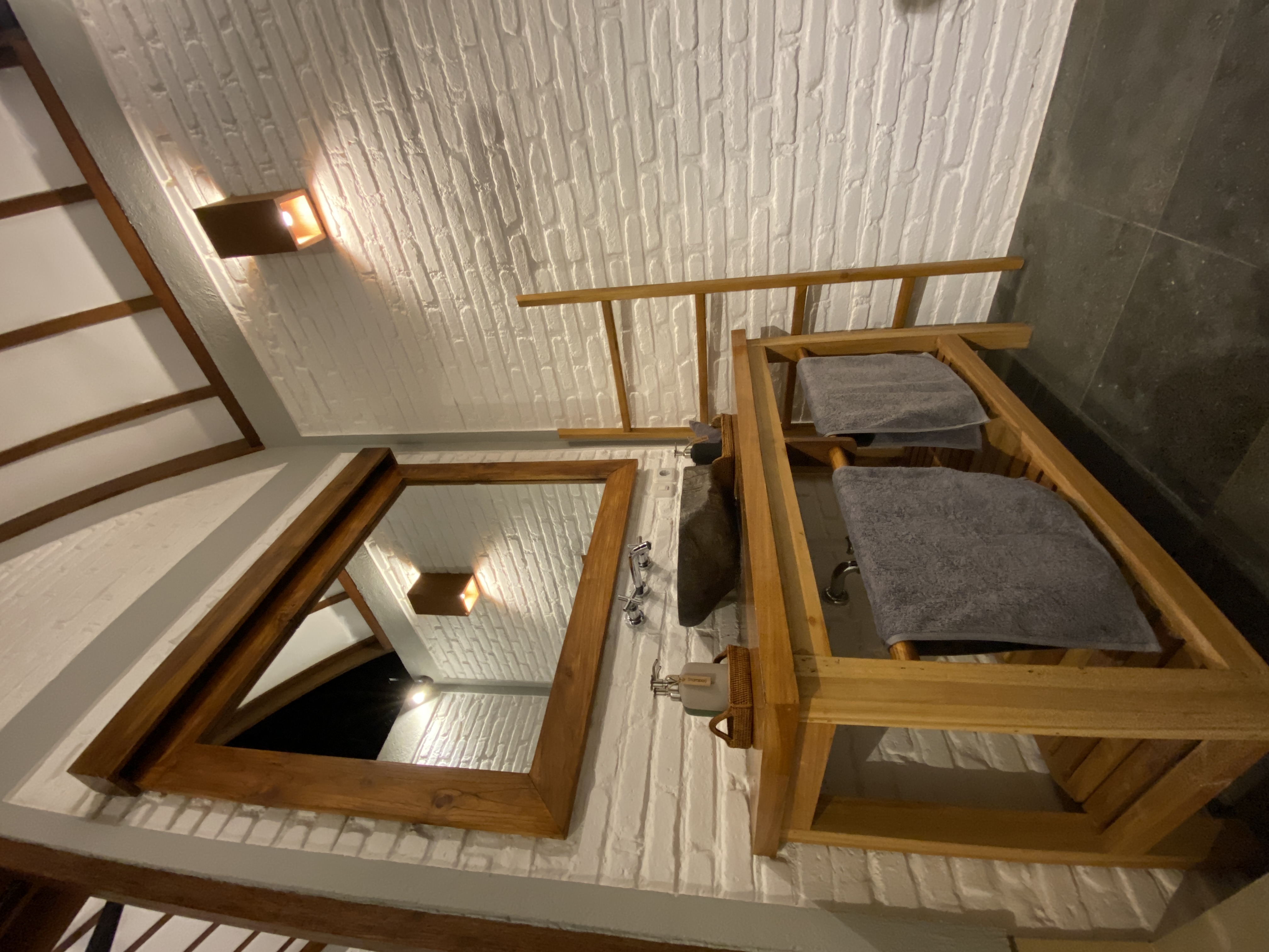 userImage-3