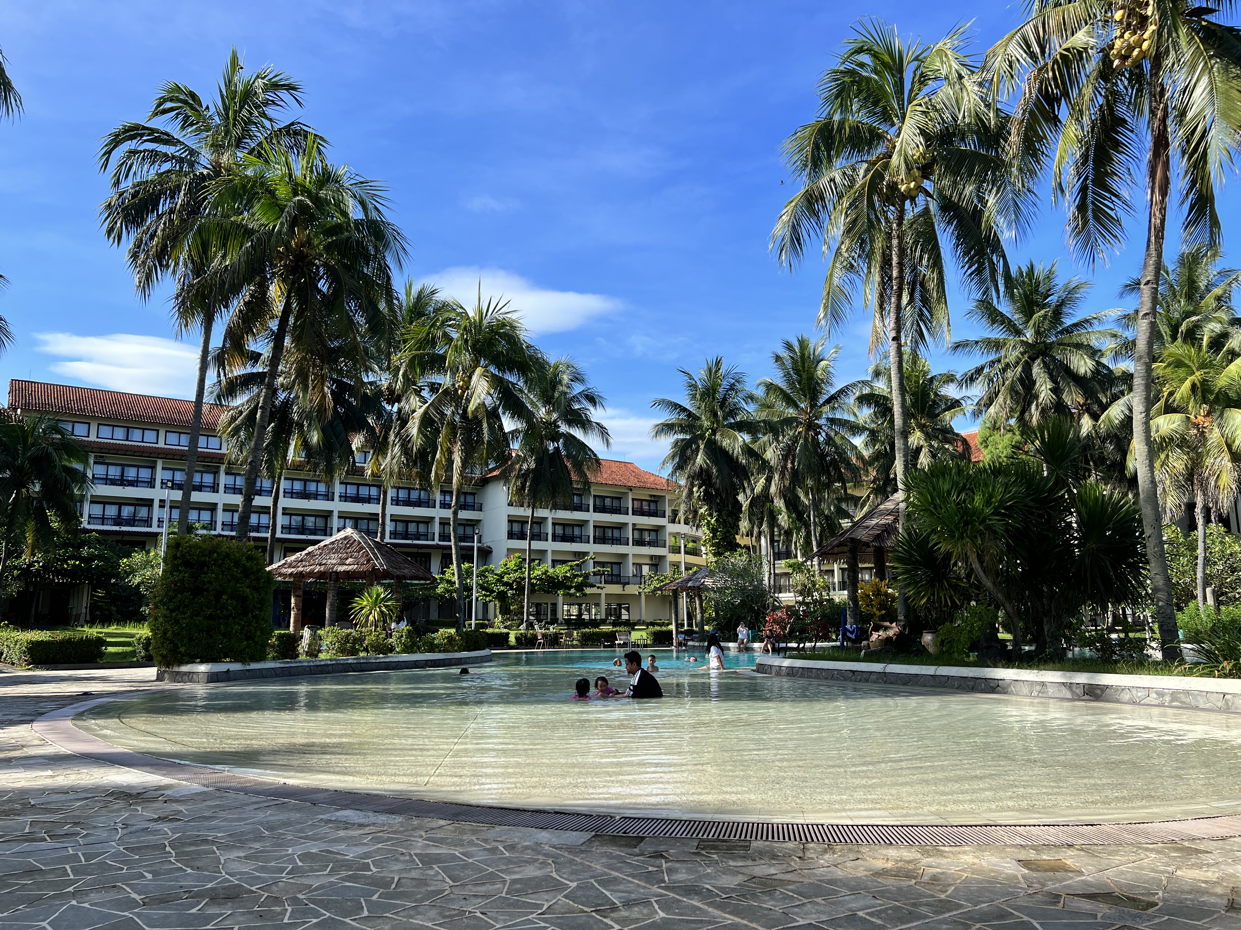 userImage-3