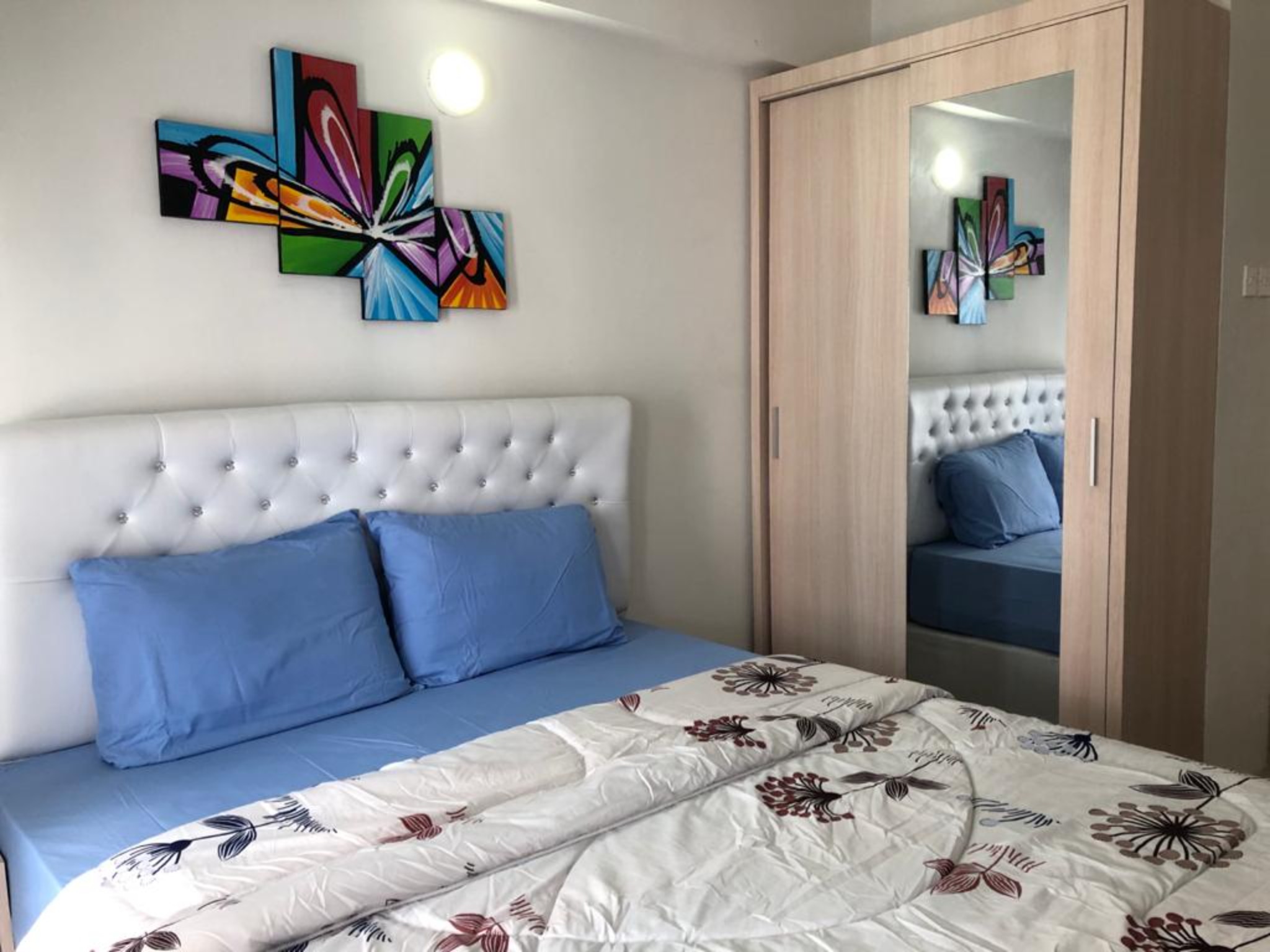 bedroom 12