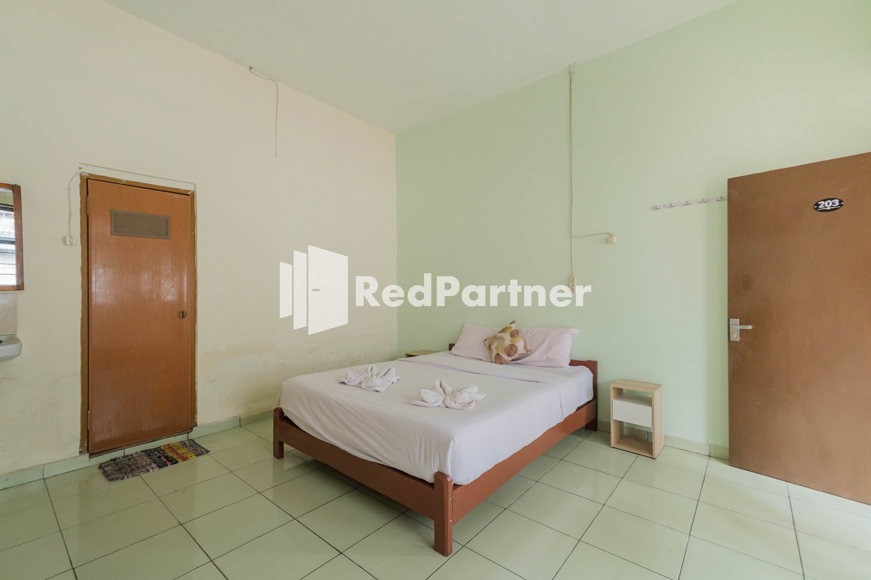 bedroom 11