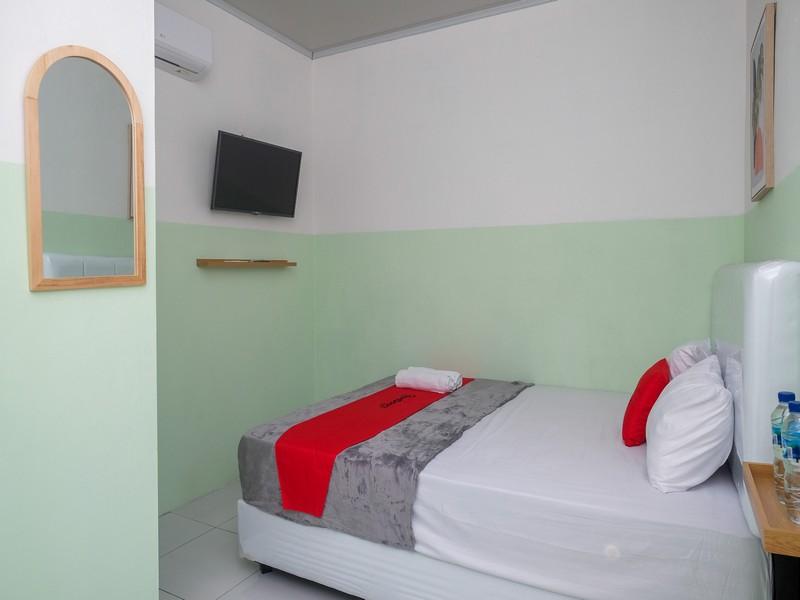bedroom 19