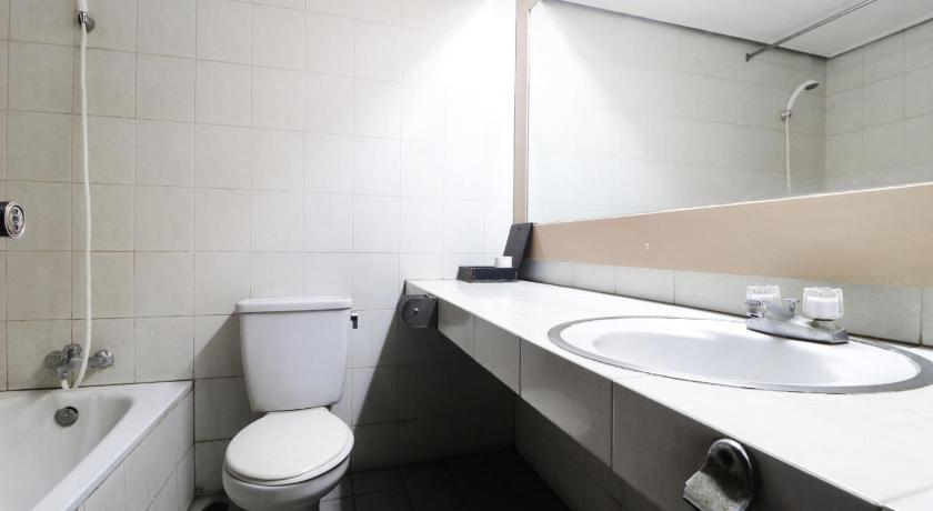 bathroom 5