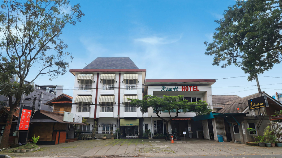 Rizh Hotel Bandung