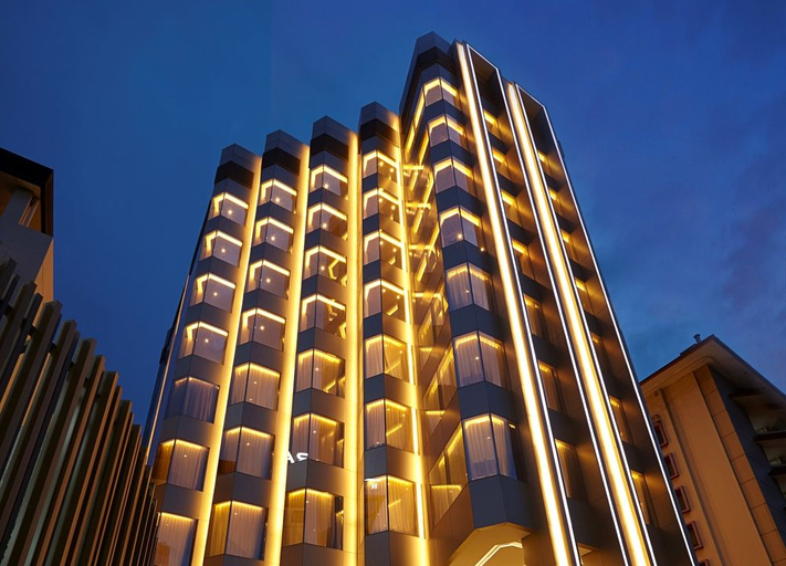 Ashley Wahid Hasyim Jakarta