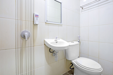 Bathroom 5