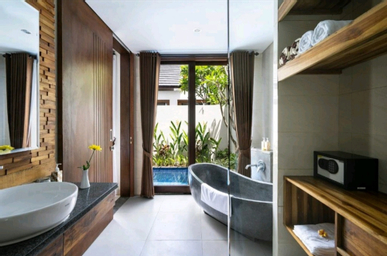 Bathroom 7