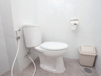 Bathroom 22