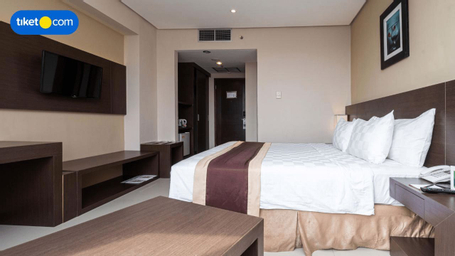 Bedroom 12