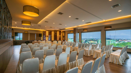Business Facilities