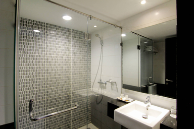 Bathroom 5