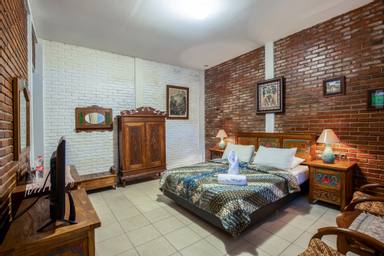 Bedroom 14