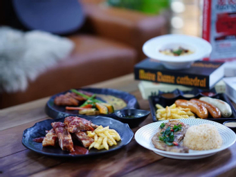 Food & Drinks
