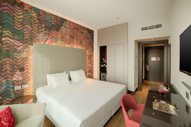 Bedroom 12