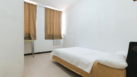 Bed 8