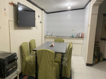 Living Area 25