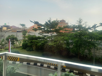Exterior & Views 3