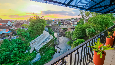 View 9