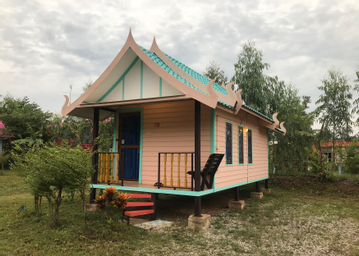 Exterior & Views 5