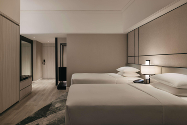 Bedroom 25
