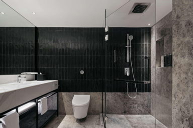 Bathroom 22