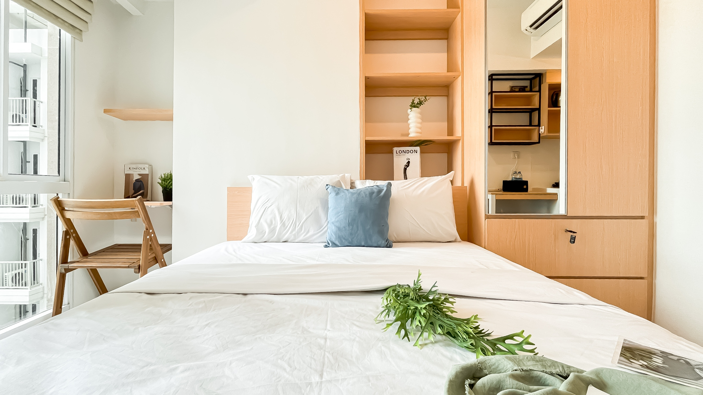 Others 2, Cozy Warm Tone Studio at Tokyo Riverside PIK 2 Apartment By Travelio, Tangerang