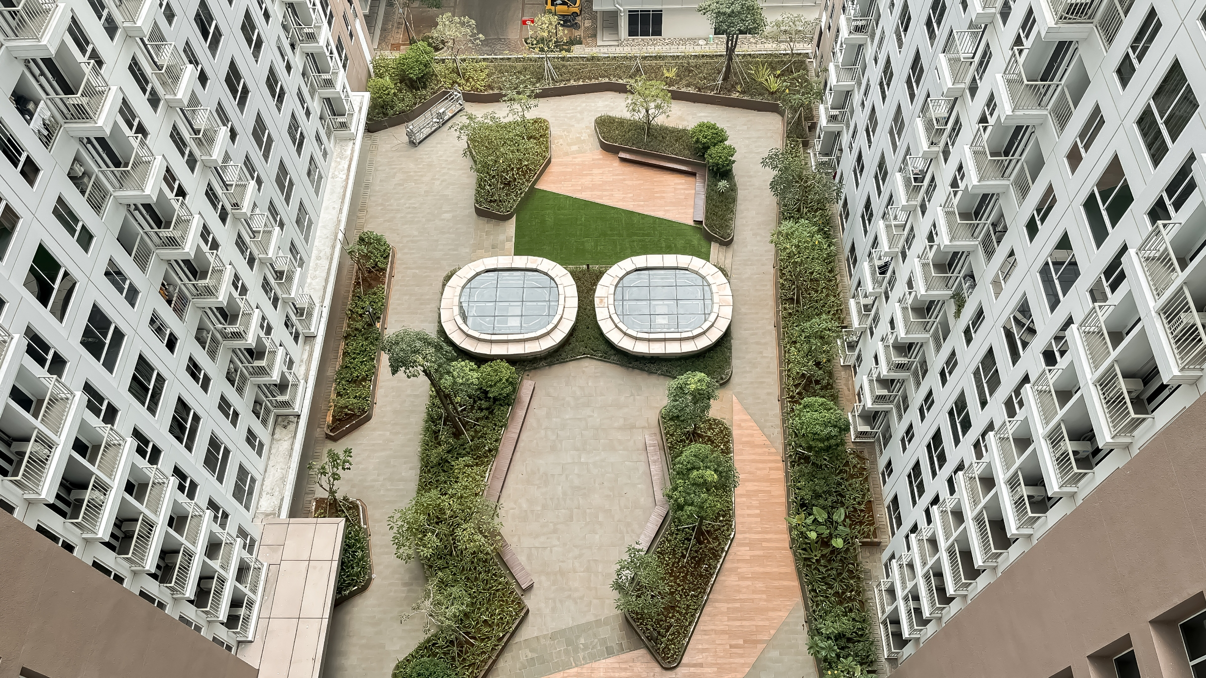 Others 3, Cozy Warm Tone Studio at Tokyo Riverside PIK 2 Apartment By Travelio, Tangerang