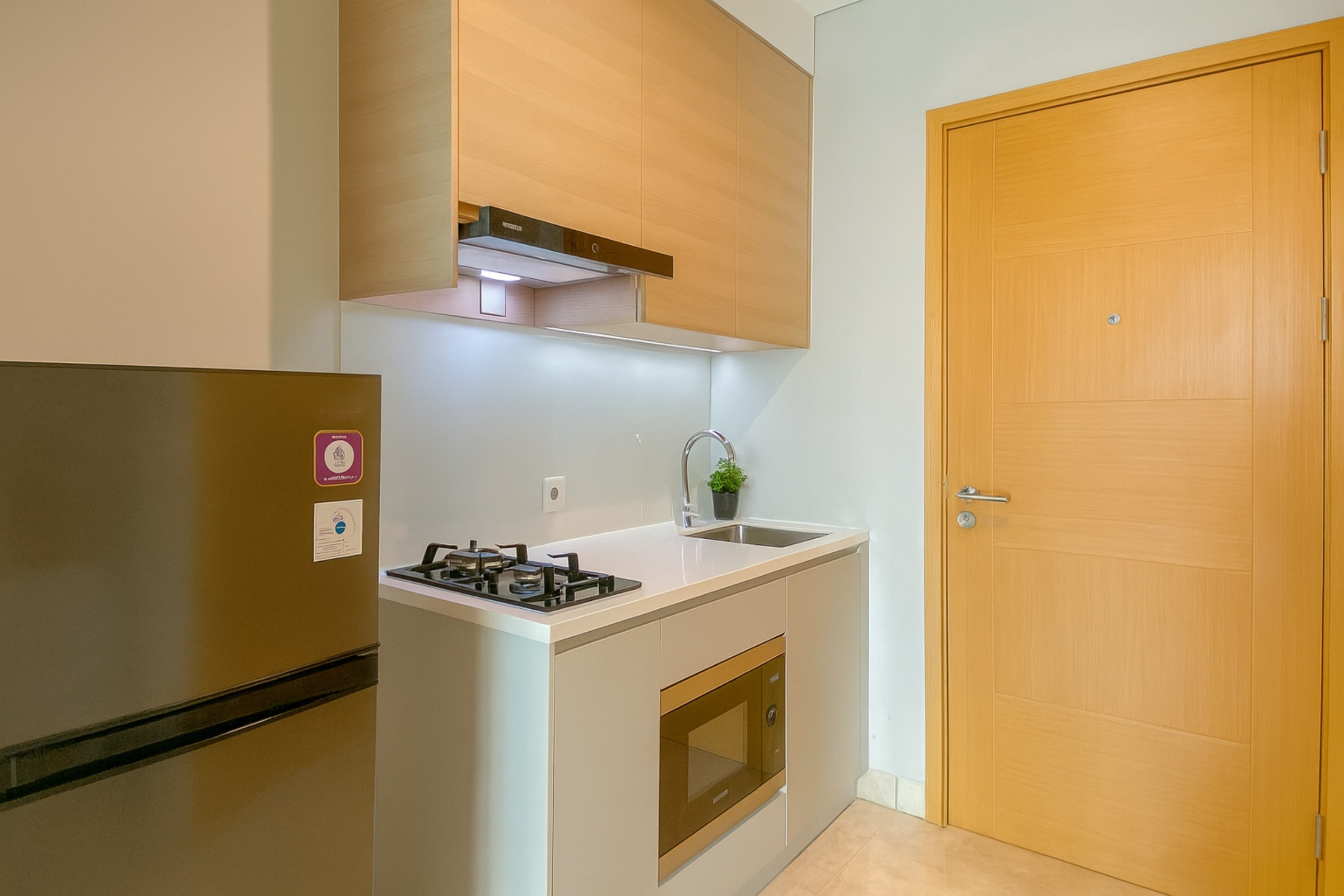 Others 4, Elegant and Homey Studio at Apartment Capitol Suites By Travelio, Jakarta Pusat