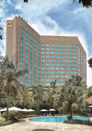 Shangri-la Hotel Surabaya, Surabaya