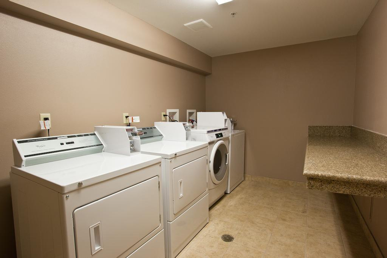 Comfort Inn And Suites Colton, San Bernardino