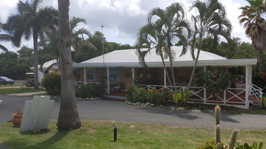 Chenay Bay Beach Resort, East End