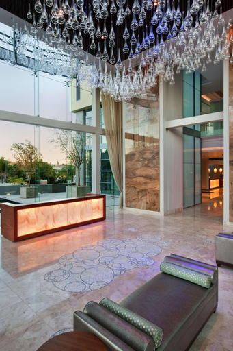 Hilton Windhoek, Windhoek East