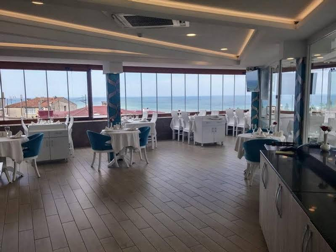 Hermias Marin Hotel, Merkez