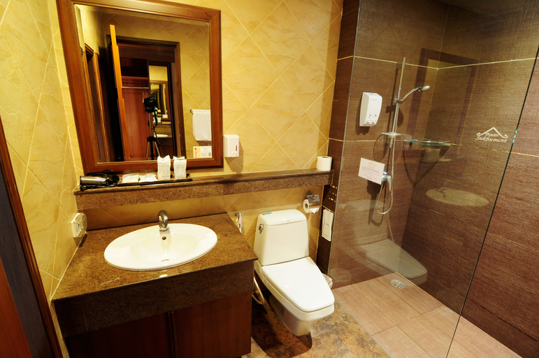 Bathroom 5