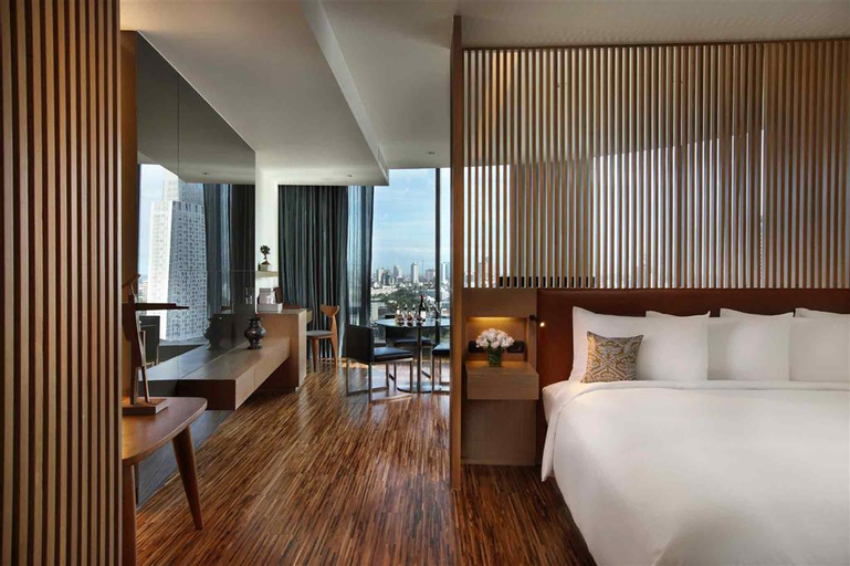 SO Sofitel Bangkok, Sathorn