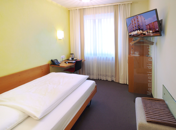 Bedroom 7