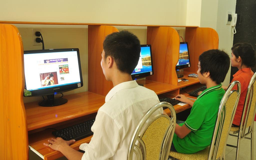 Canary Hotel, Huế