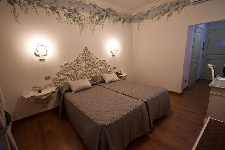 Bedroom 15