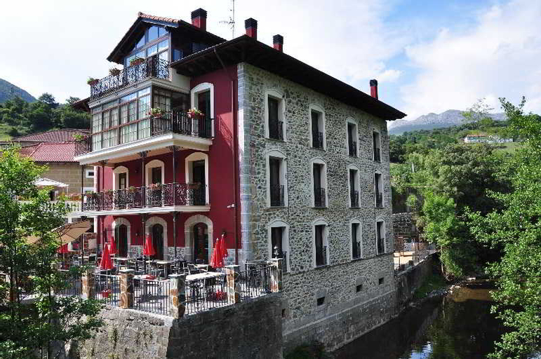La Casa del Puente, Cantabria